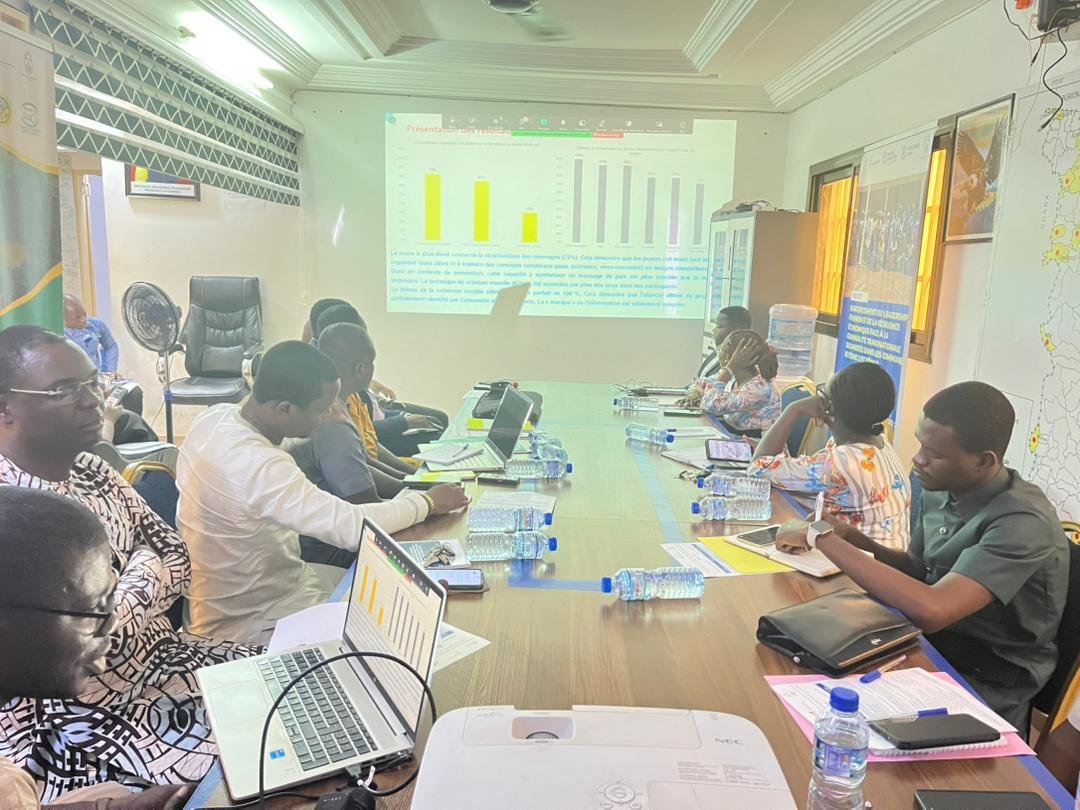 YOUTH AWAKE présente les résultats de l’évaluation à mi-parcours de la phase 2 de son projet de prévention de l’extrémisme violent