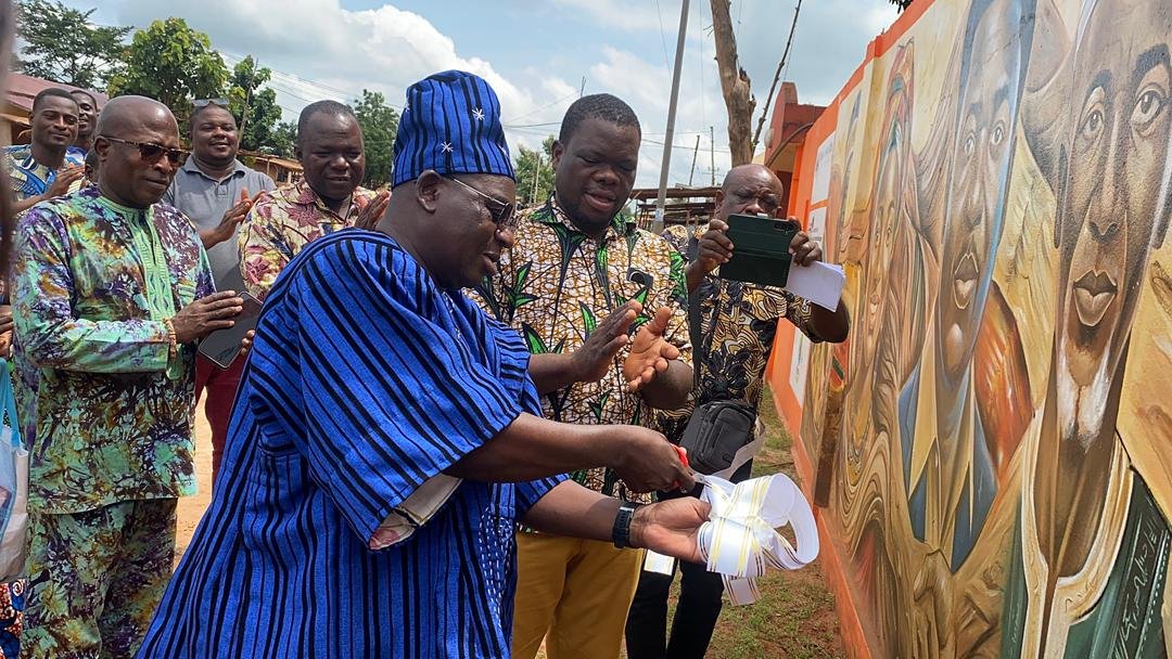 Yoto 3 : L’ONG Youth Awake inaugure des fresques murales pour promouvoir la paix et la cohésion sociale