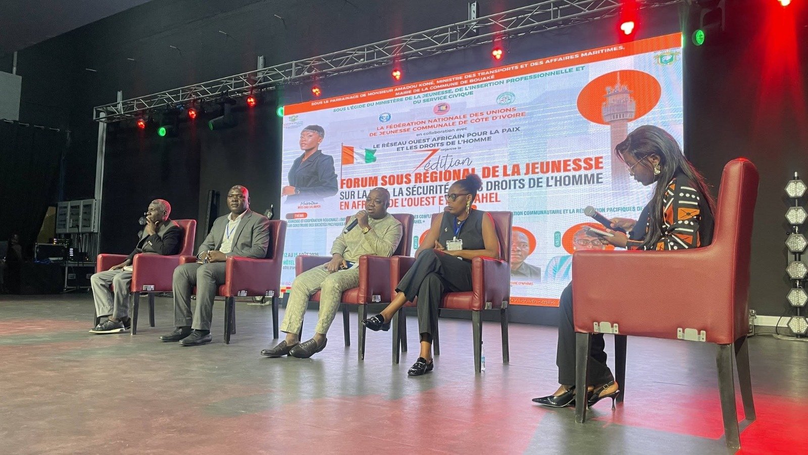 À Bouaké, YOUTH AWAKE réaffirme le rôle central des jeunes dans la construction de la paix